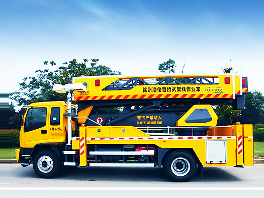 橋式架線作業車